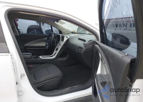 2013 Chevrolet Volt from USA, damaged, VIN 1G1RE6E45DU137000